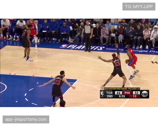 恩比德高位单打制造错位，高效得分结构压缩对手防线