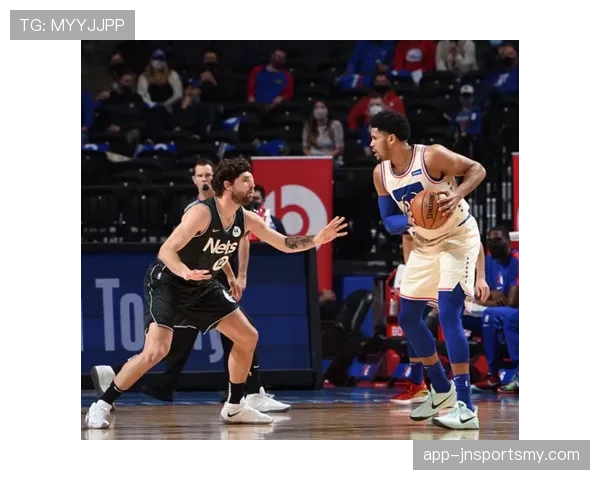 班·西蒙斯突破造杀伤能力提升显著，替补身份对比首发效率差异拉大