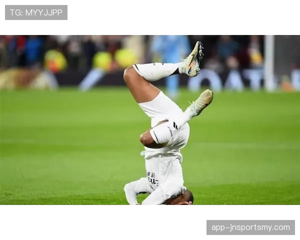 皇马：中锋短缺问题持续，对赛季竞争局面形成影响